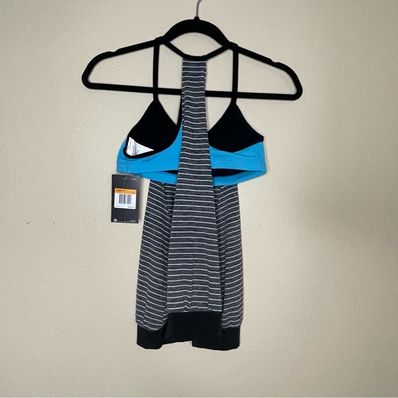 Nike Striped Shelf Bra Tank Top - Picture 5 of 5